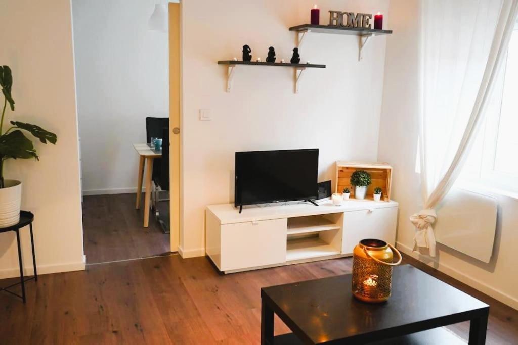 Rm-1 - Appartement F2 Au 1Er Etage Pour 1-3 Pers Mülhausen Exterior foto