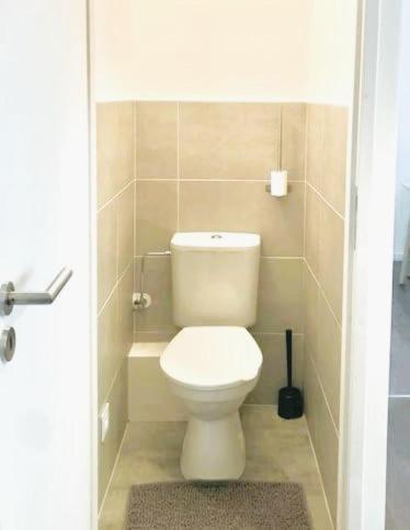 Rm-1 - Appartement F2 Au 1Er Etage Pour 1-3 Pers Mülhausen Exterior foto